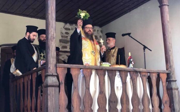 Белоградчишкият епископ Поликарп отслужи молебен за здравето на кюстендилци
