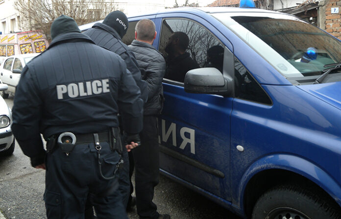 17 души са арестувани след акцията в Разлог