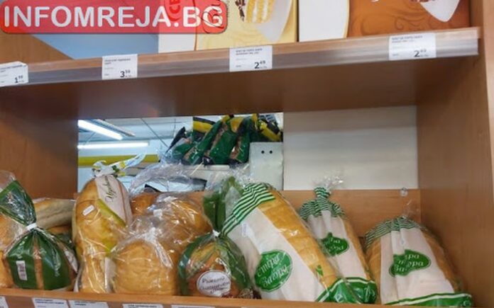 Доставят храни и лекарства по домовете в Дупница