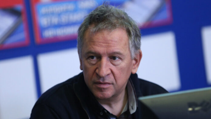 Д-р Стойчо Кацаров: Има нещо гнило в тази пандемия
