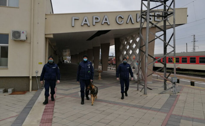 РУ-Сливен, със засилени проверки за спазване на противоепидемичните мерки