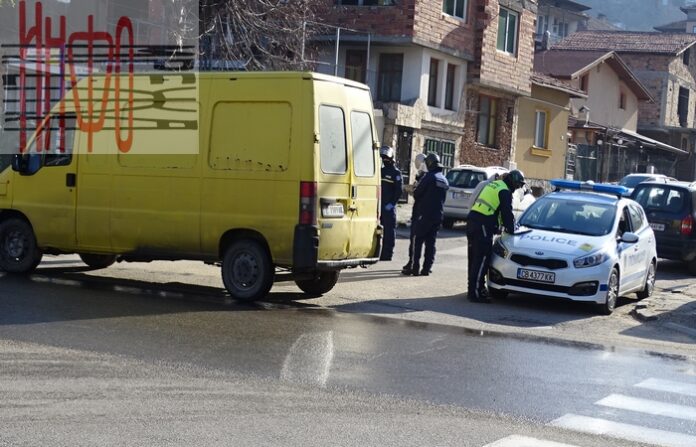Акция в ромския квартал в Благоевград, следят спазват ли се мерките