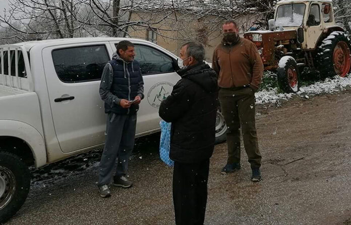 “ДГС Първомай” помага на хора в отдалечените села в Огражден