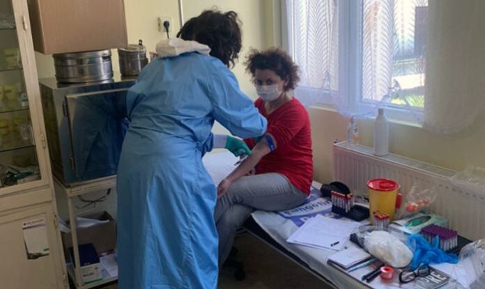 47 души от Добринище и 28 от Банско се тестваха за COVID-19, при трима откриха антитела