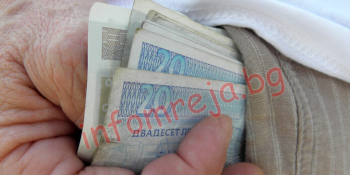 Социалната пенсия за старост става 141,63 лв. от 1 юли