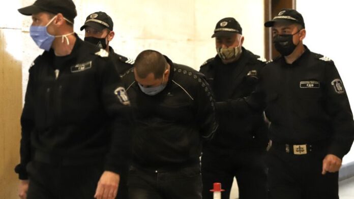 Оставиха в ареста мъжа, хванат с над 360 кг кокаин в „Студентски град”