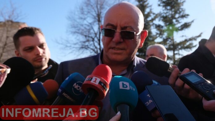 Министър Димитров: Предприемаме мерки за осигуряване достатъчно вода от язовир „Дяково“ за следващите 2 години