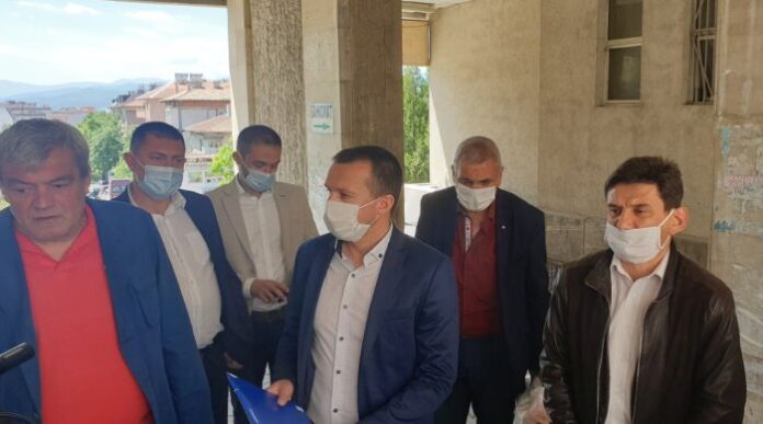 Болницата в Благоевград получи високотехнологичен апарат за PCR тестове