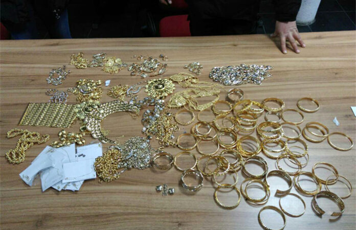 Злато за близо 200 000 лв. задържаха на "Капитан Андреево" и "Лесово"