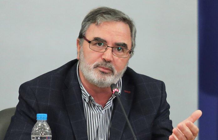 Щабът ще предложи отпадане на карантината, маските остават за дълго