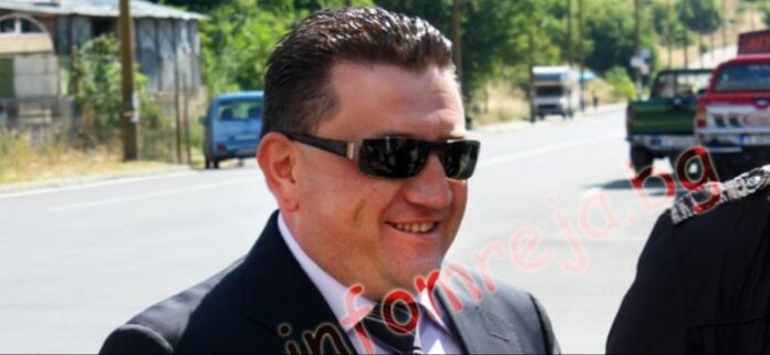 Почина Методи Бачев