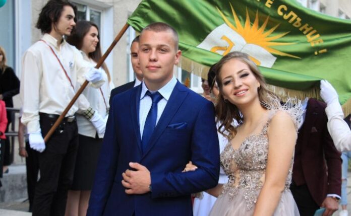 Няма сила, която да спре младостта да тържествува!