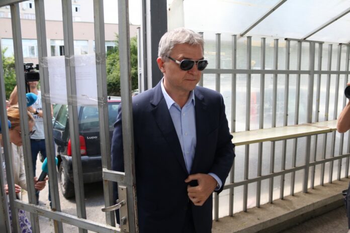 Пламен Узунов: Не консултирам фирмата на брат си