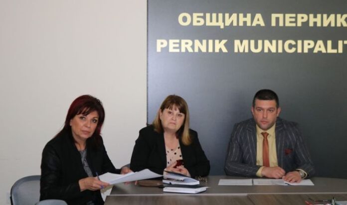 Детските градини в Перник работят с максимален брой групи
