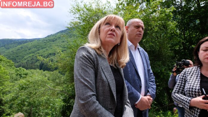 Свлачището при Рилския манастир ще бъде укрепено до август за 5 млн. лв.