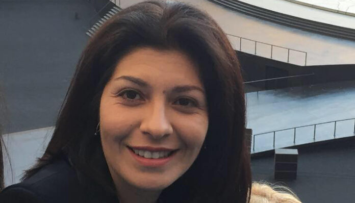 Божков: С. Арнаудова е посещавала офиса ми, Арнаувдова: Вие се предлагахте!