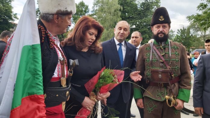 Президентът: От нашата воля зависи дали ще веем високо знамето на българската свобода