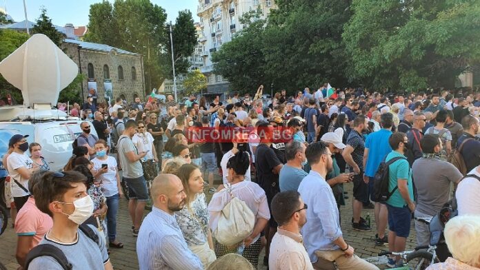 Протестиращите блокираха центъра на София