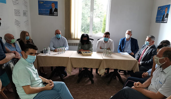Паунов в Разлог: Срещу ГЕРБ е създаден Отечествен фронт, който иска да дестабилизира страната