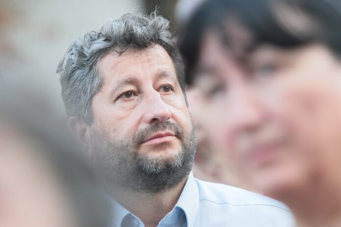 Христо Иванов: Не искам да ставам главен прокурор, Борисов е уплашен и зависим