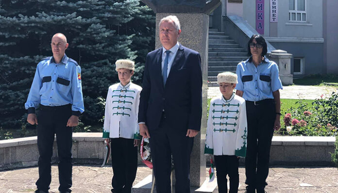 Целият Пирински край се покланя пред Апостола