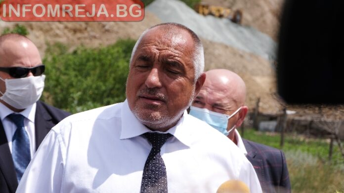 Борисов към Радев: Приятелю, цял живот се пазя да не ме управляват с юмруци!