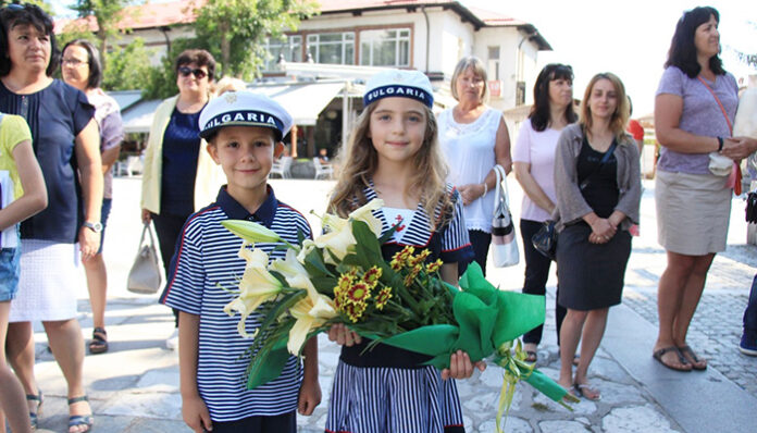 Поклон поете! Банско почете Никола Вапцаров