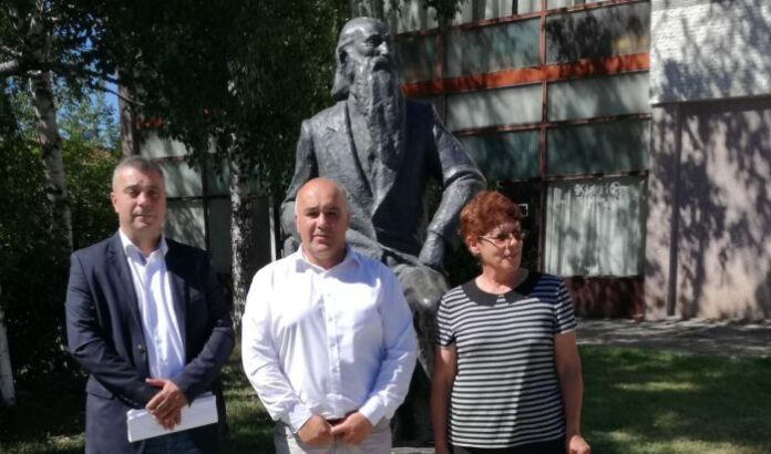 Редица проблеми представиха жителите на Босилеград пред депутата Юлиан Ангелов