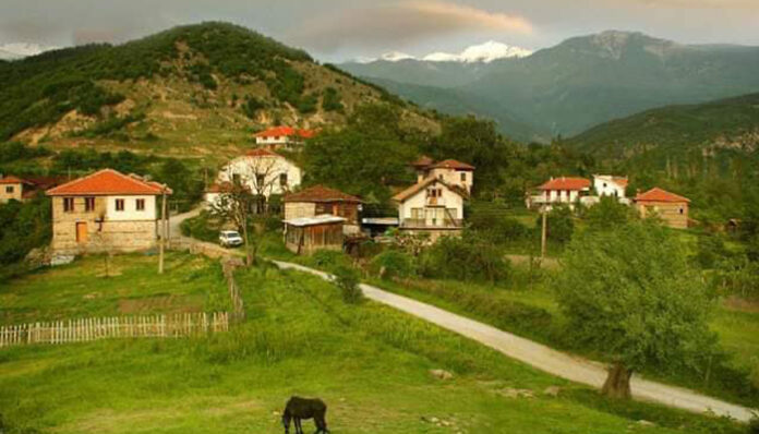 Честват храмовия празник в църквата във Влахи