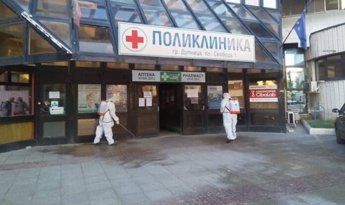 Община Дупница стартира дезинфектиране на улиците