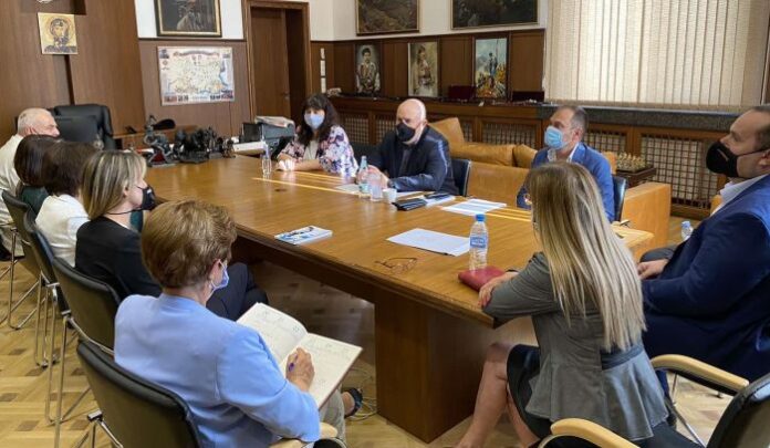 Гешев се срещна с ръководителите на окръжните прокуратури на София и Велико Търново