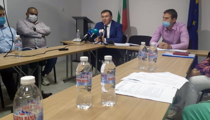 Министър Ангелов: Направена е организация за непрекъсната работа на филиала за спешна помощ в Пазарджик