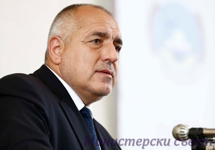 Валери Симеонов пред NOVA: Правителството остава, премиерът - също