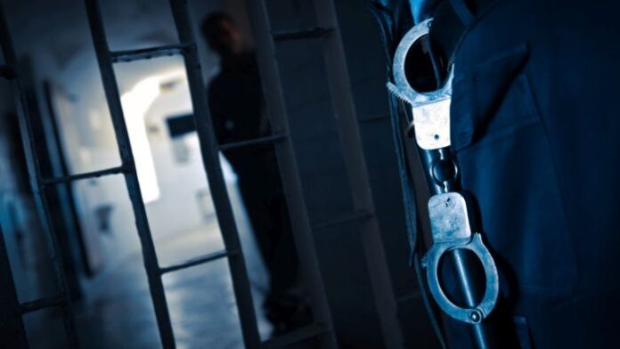 Надзирателите в затворите плашат с национален протест в София