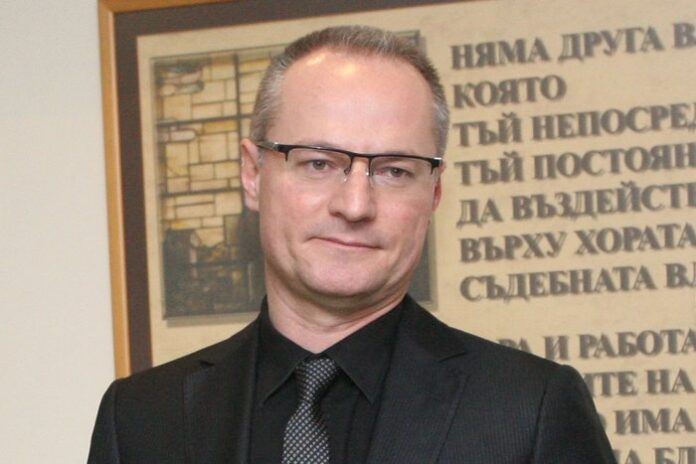 Лозан Панов пред “Шпигел”: Не си затваряй очите, Европа, и не мълчи