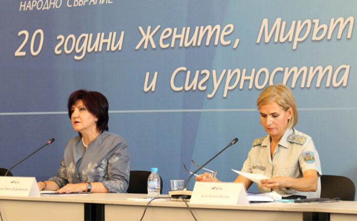 Цвета Караянчева: Ние се готвим за редовни избори, а не за предсрочни