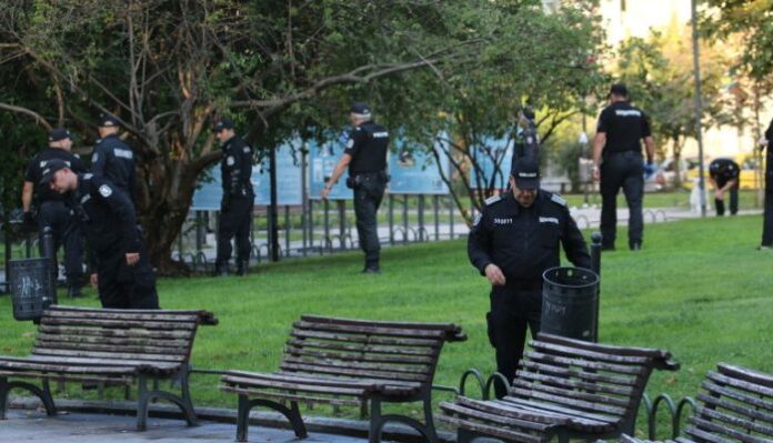 "Велико народно въстание 2" започна с малко протестиращи и много полиция