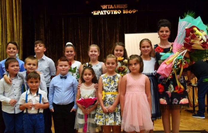 НЧ „Братство“ – Кюстендил, с концерт за Международния ден на музиката