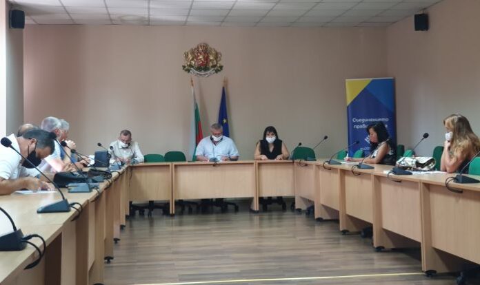 Заседава Областният кризисен щаб заради частичните избори в с. Овчарци