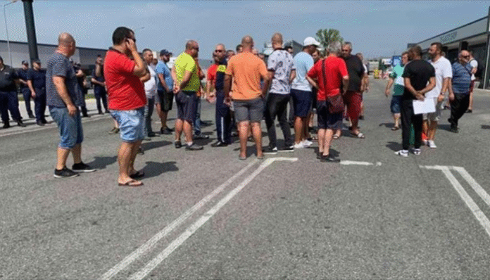 Протестиращите плашат с гражданско неподчинение, ако "Илинден" не отвори