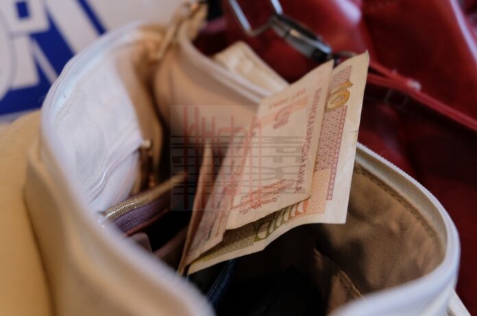 Допълнителни 60 млн. лв. осигуряват за медиците на първа линия