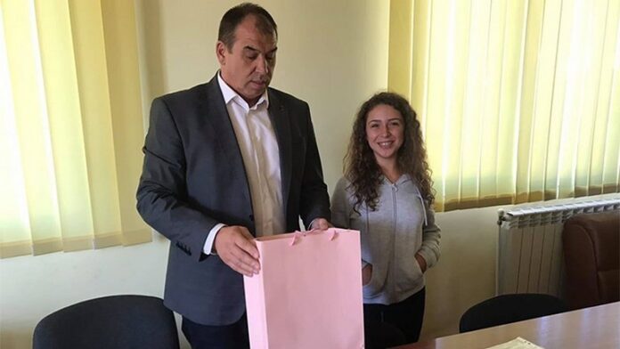 Ученици от Хаджидимово благодариха на общинския кмет