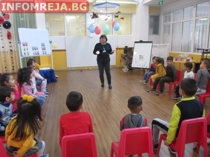 Емоционално занимание в ДГ "Калинка" - Гоце Делчев