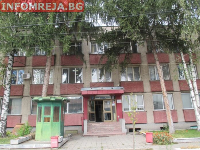 Полицаи от РУ - Гоце Делчев, задържаха четирима за разпространение на наркотици