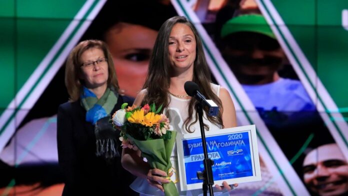 Деси Ламбина: "Аз съм тук, за да служа, а не за слава!"
