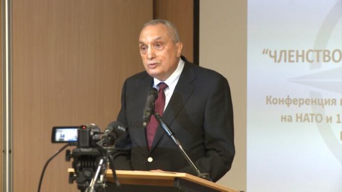 Иван Костов: В политиката у нас отиват като на пикник