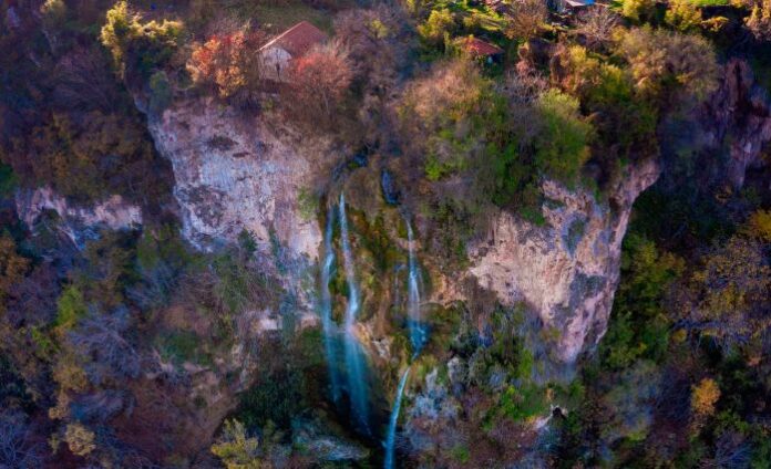 Фотография на Полско-скакавишкия водопад спечели първи по рода си конкурс в България