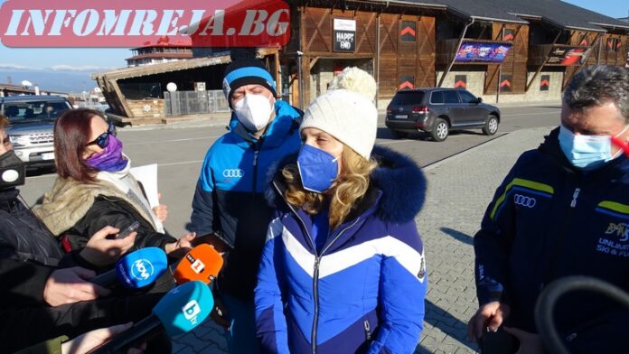 Министър Николова посети Банско и Пампорово: Евентуално след Нова година може да отпуснем мерките