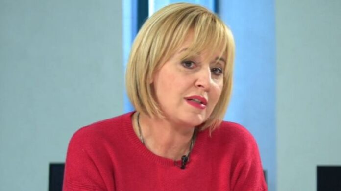 Манолова: Борисов се опитва да отложи изборите