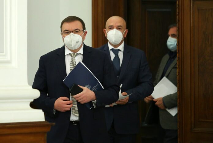 След Нова година започва ваксинацията срещу КОВИД, заяви доц. Кунчев